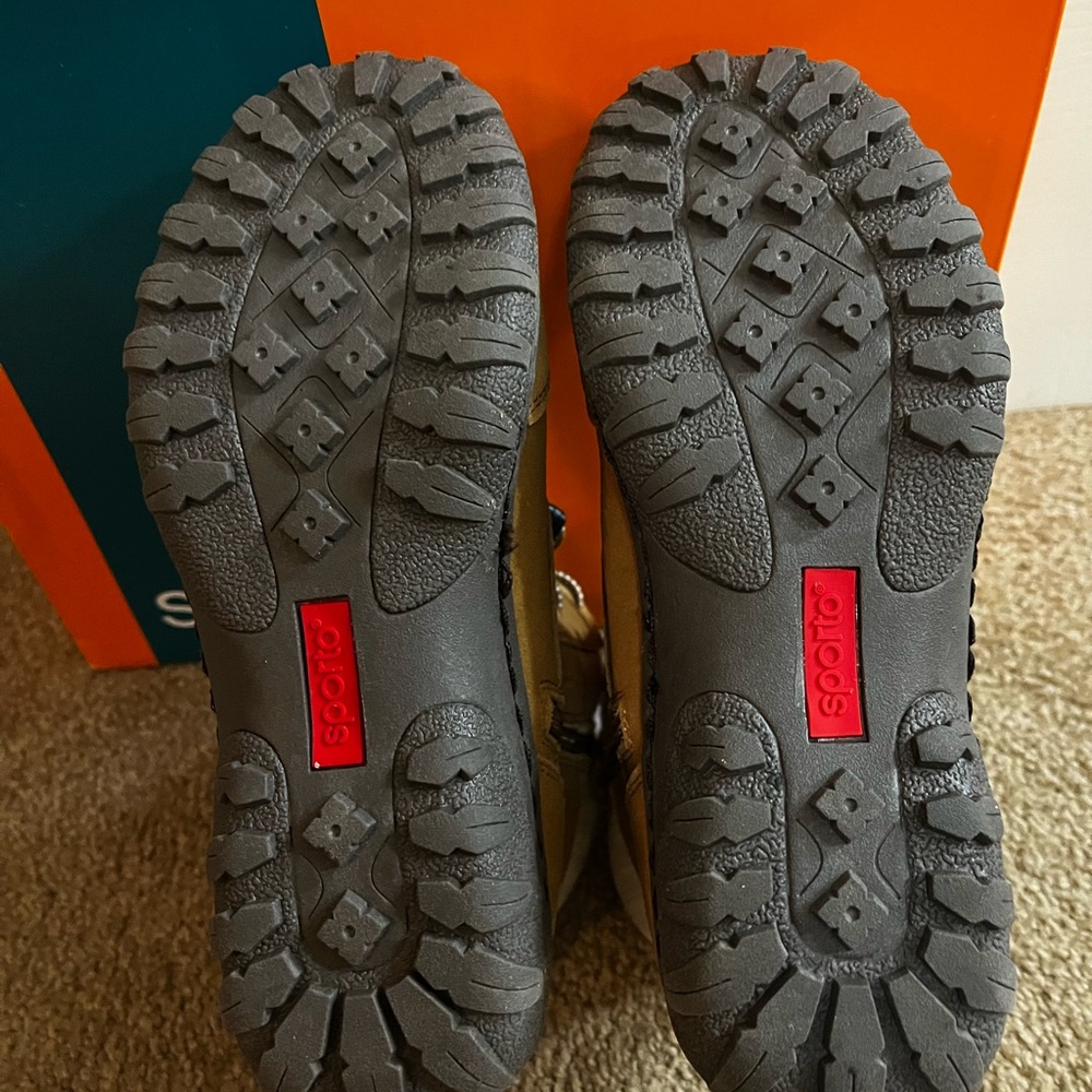 Sporto/BOHO NWT Suede Ankle Boots Camel color and Cream Knit Cuffs size 6.5 - Picture 4 of 10